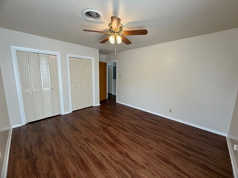 3403 Colony Dr — Photo 11