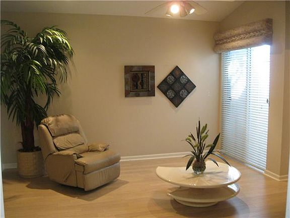 2nd image of 4100 Manchester Lake Dr