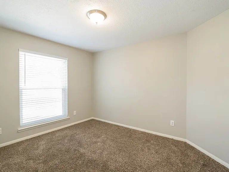 12231 Innisfall Cir — Photo 12