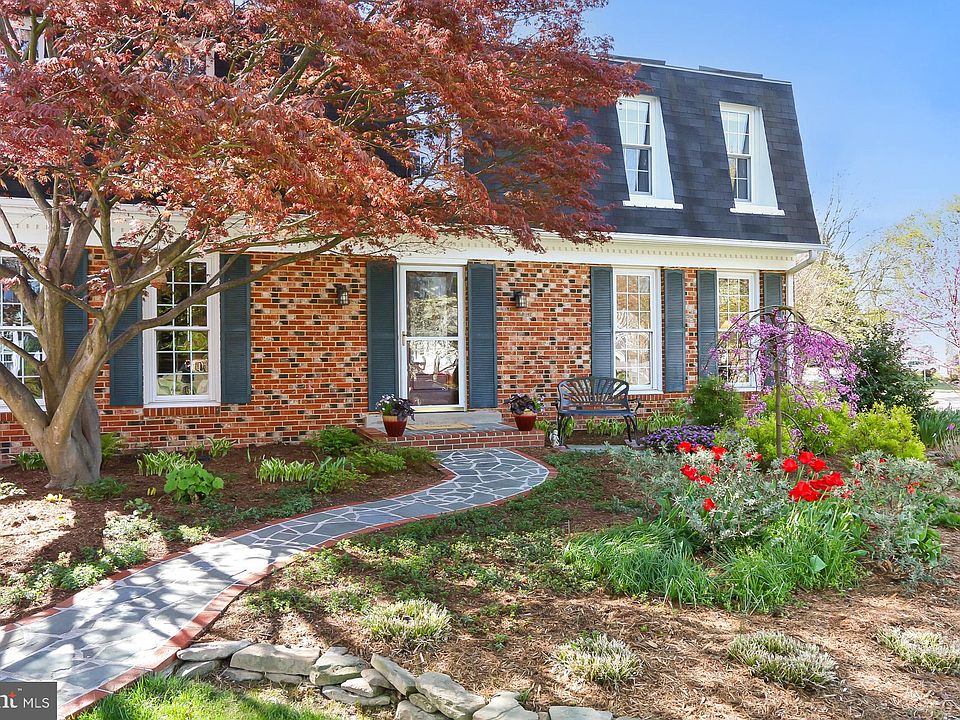 9625 Lincolnwood Dr, Burke, VA 22015 Zillow