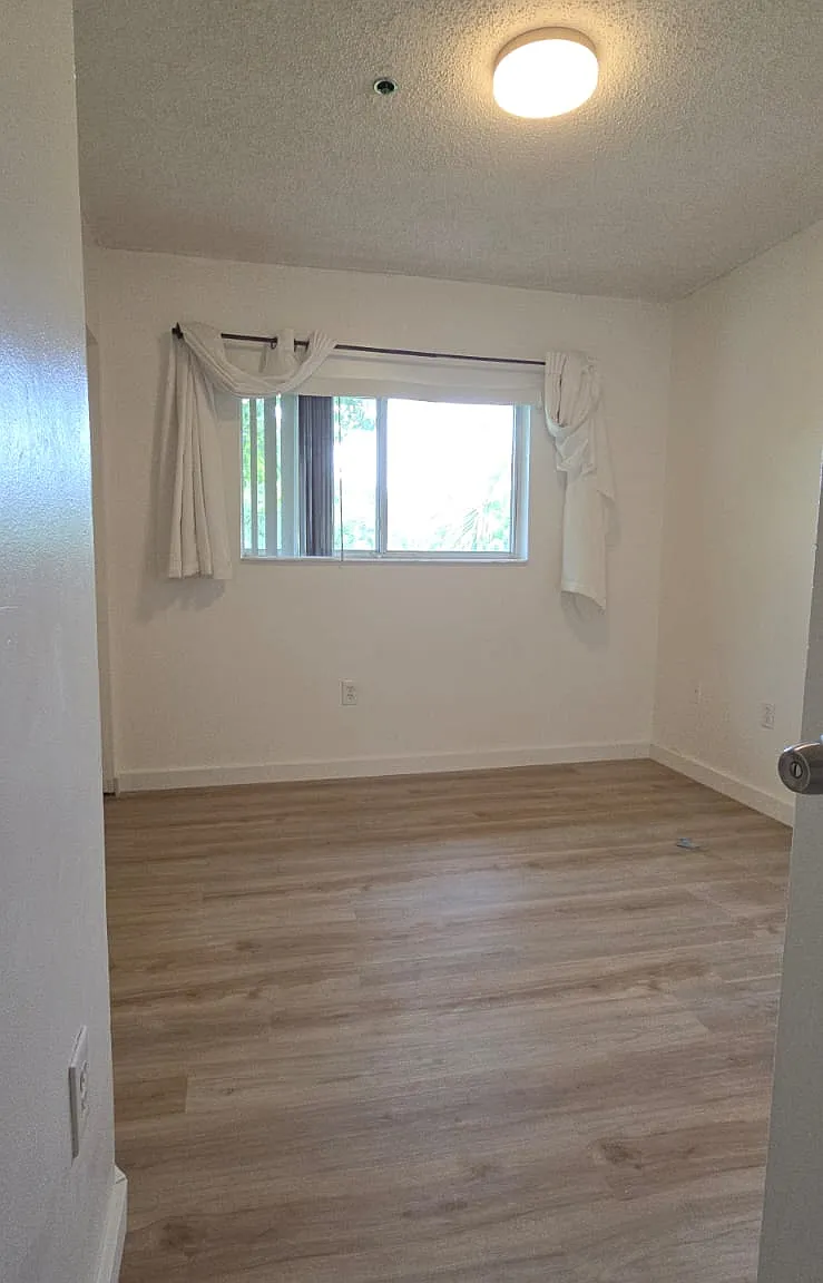 2 bed, 1.5 bath, 840 sqft, $1,950 — Photo 4