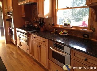 114 Hilltop Rd, Basking Ridge, NJ 07920