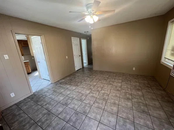 6824 Autumn Ave, Baton Rouge, LA 70812