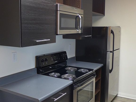 2nd image of 4612 Ohio St #30