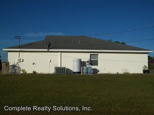 2nd image of 373 Clairidge Cir