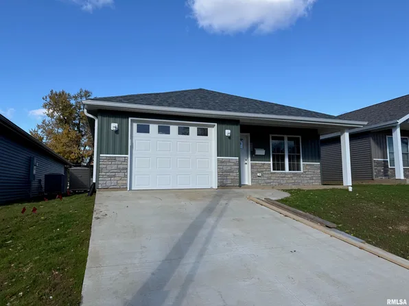 1605 Cherry St, Quincy, IL 62301