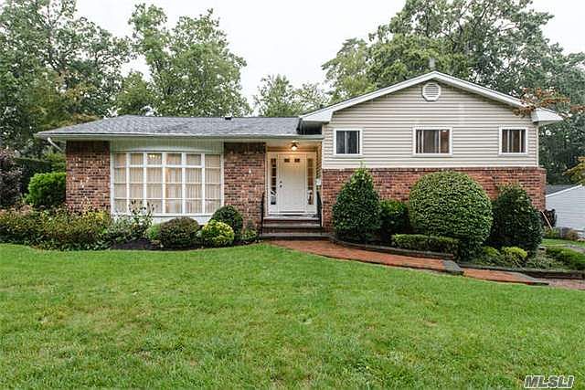 1st image of 10 Huckelberry Ln