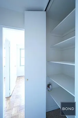 Rented by Bond New York | media 21