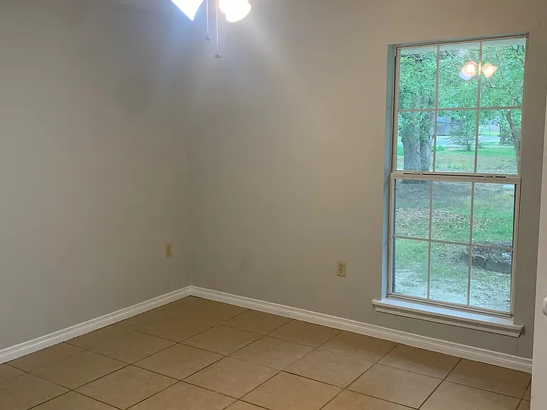 14285 Cassie St #B — Photo 11