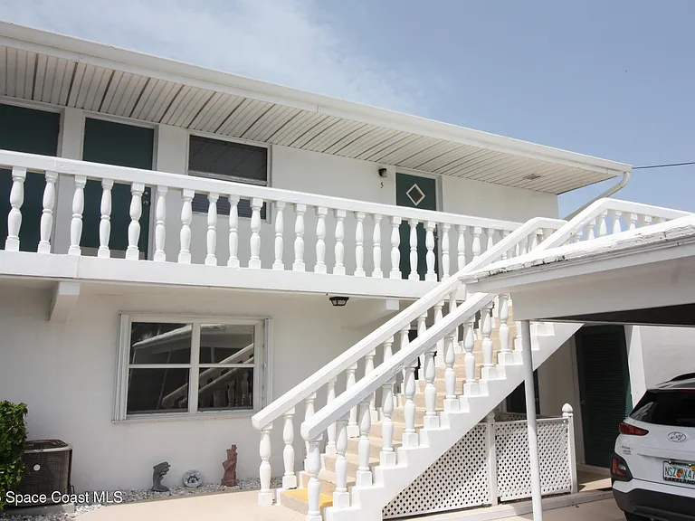 2186 Highway A1A #B5 — Photo 1