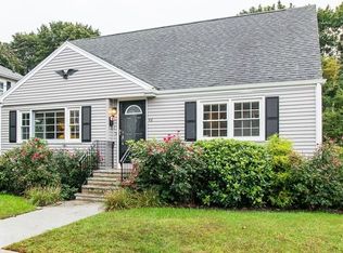 42 Pleasant St, Saugus, MA 01906