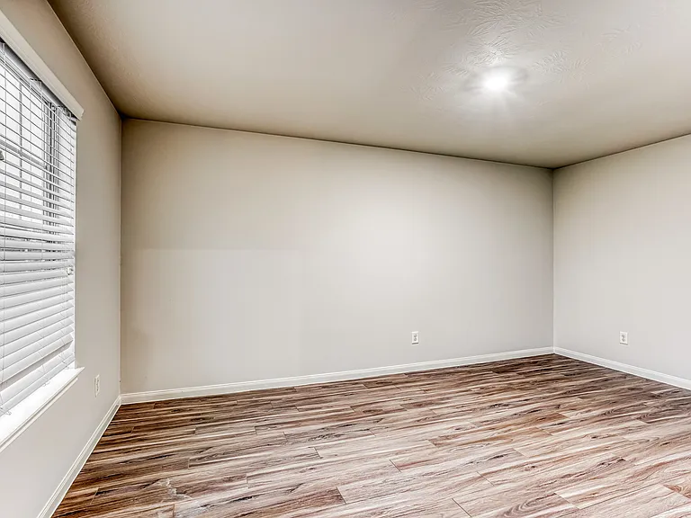12218 Dona Ln — Photo 26