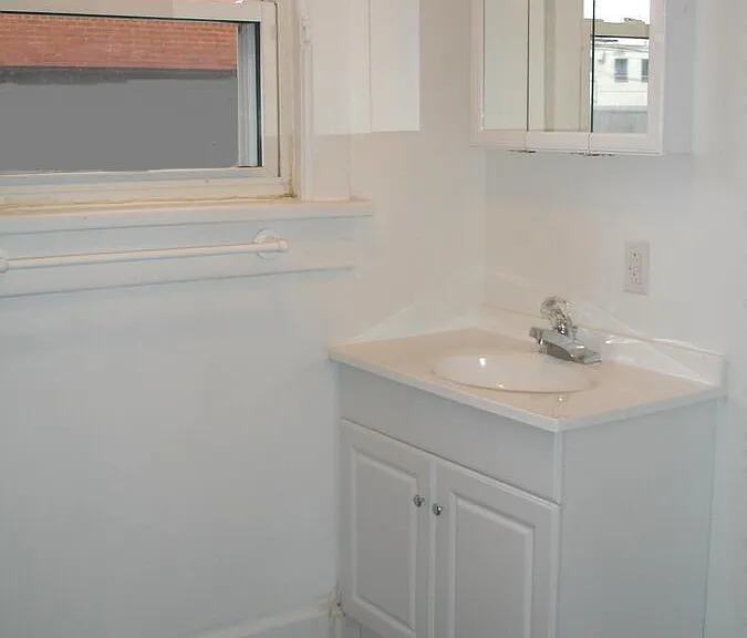1181 Mount Pleasant Ave — Photo 5