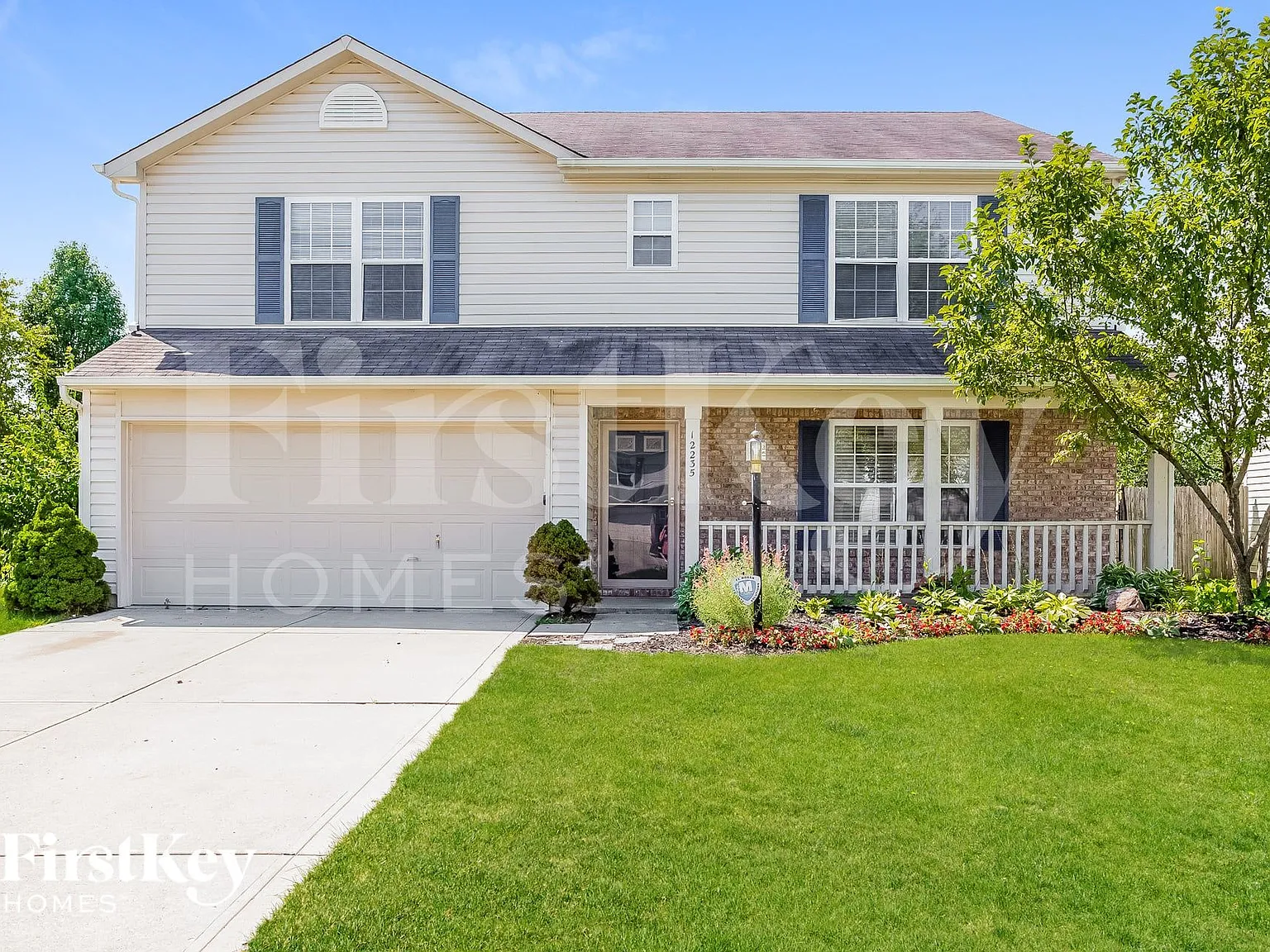 3 bed, 2.5 bath, 2736 sqft, $2,630 — Photo 1