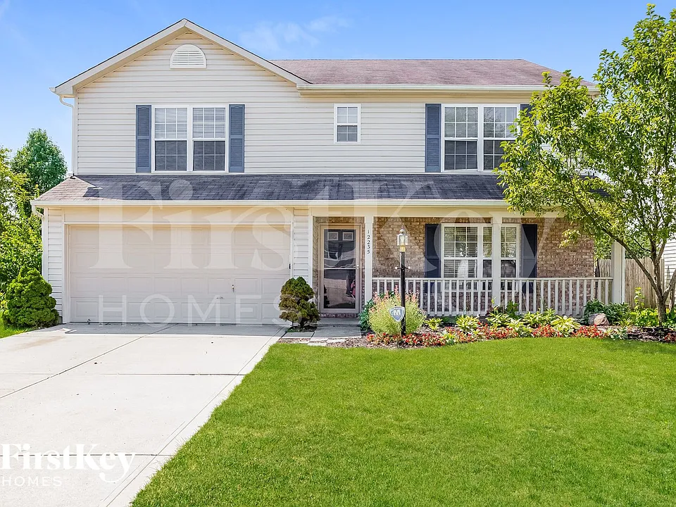 12235 Outside Trail Ct