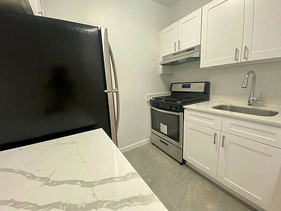 2nd image of 206 W 148th St APT 6E