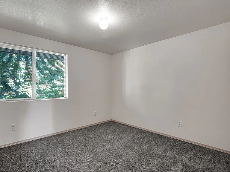 #294 FIELDSTONE APARTMENTS — Photo 20