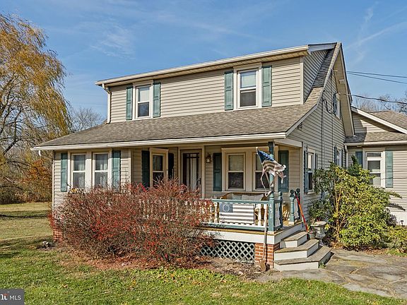 2nd image of 451 Pine Swamp Rd