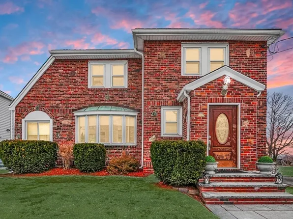 39 Seaview Ave, East Boston, MA 02128