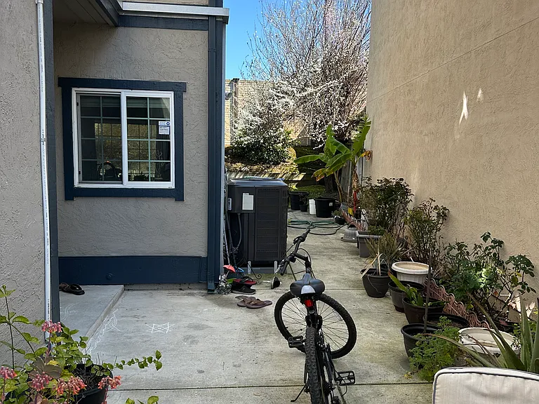 34454 Benedick Ln — Photo 2