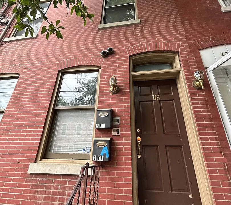 118 Pearl St