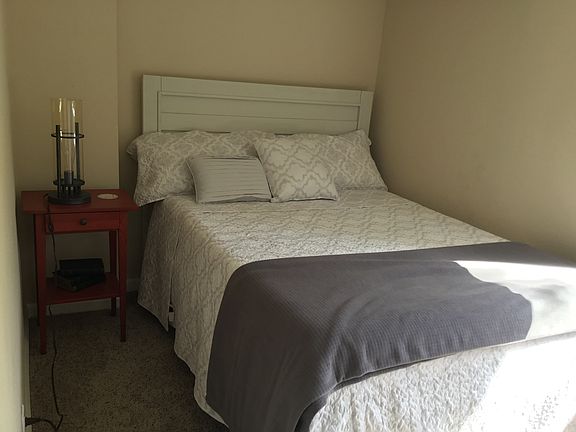 3rd image of 17353 Park Ave