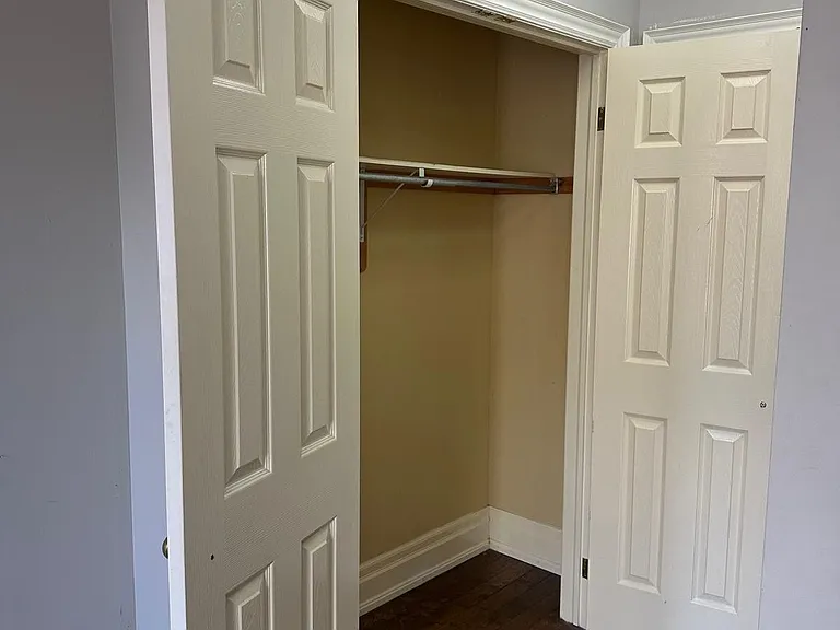 378 College St #2 — Photo 18