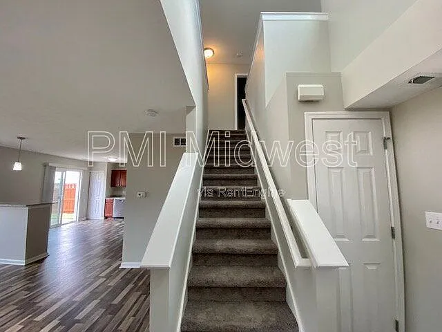 8014 Harshaw Dr — Photo 10
