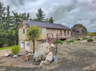 445 Rolling Hills Rd, Roseburg, OR 97471