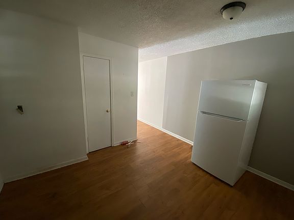 5th image of 716 Avenue D #716