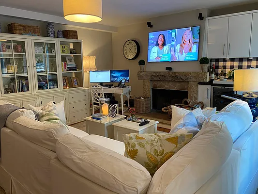 Rented by Double R Ventures LLC | media 24