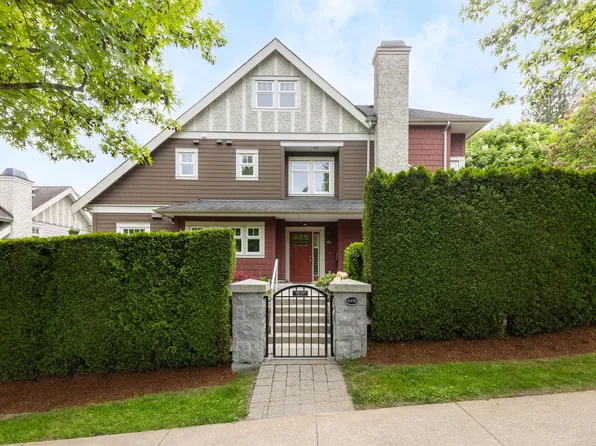 4490 W 8th Ave, Vancouver, BC V6R 2A2
