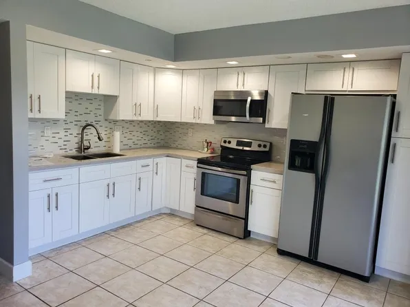 8760 SW 133rd Avenue Rd APT 112, Miami, FL 33183