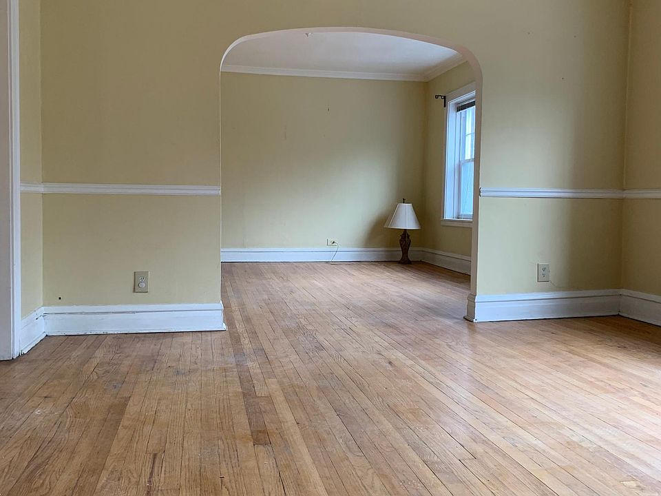 1st image of 5353 W Berteau Ave #2E