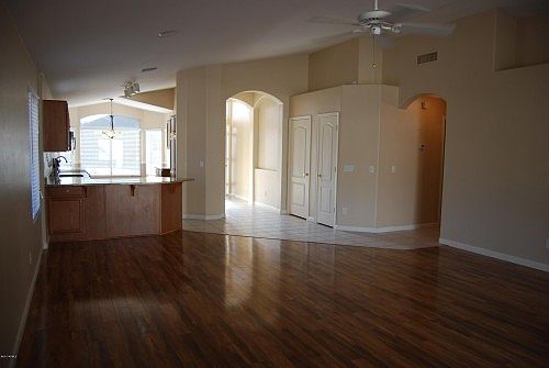 2nd image of 2020 E Renee Dr