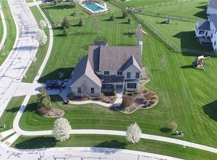 6021 White Eagle W, Sylvania, OH 43560