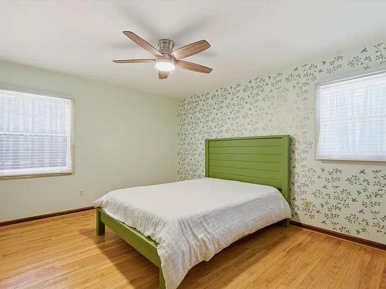 45320 Barefoot Dr — Photo 14
