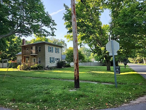 2nd image of 709 Isham St