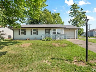 237 Perrottet Dr, Mascoutah, IL, 62258