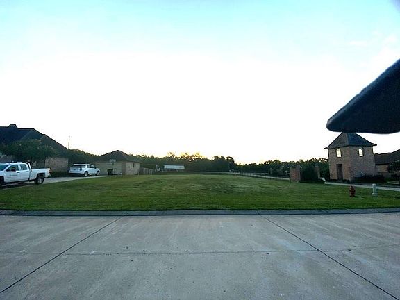 2nd image of Chapel Hill Rd