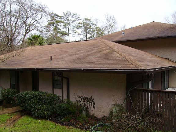 2nd image of 305 Westwood Dr