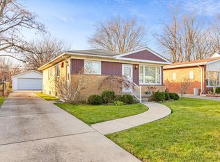 22710 Colony St, Saint Clair Shores, MI