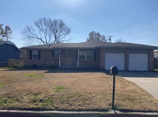 321 E Fry Ter, Claremore, OK 74017