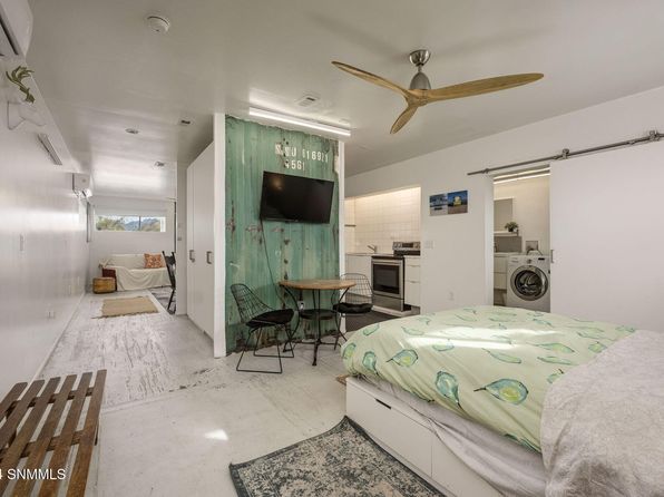 las-cruces-new-mexico-350407844 picture