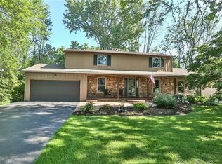 308 Rockway Dr, Rochester, NY 14612