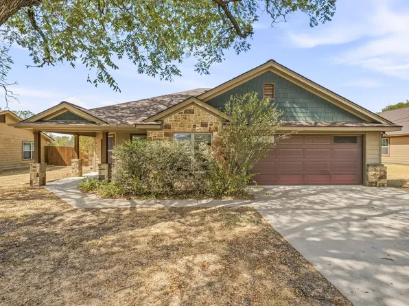 632 N Park St, Dublin, TX 76446