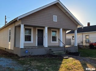 1915 Gartside St, Murphysboro, IL 62966