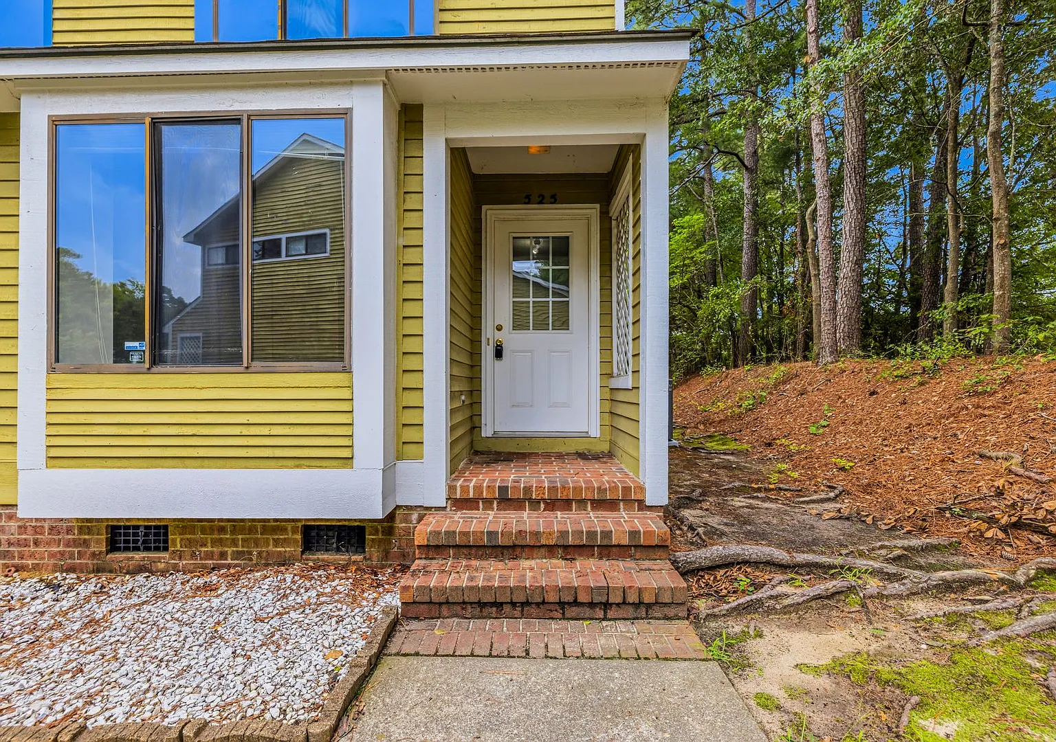 525 Cypress Trace Drive — Photo 3