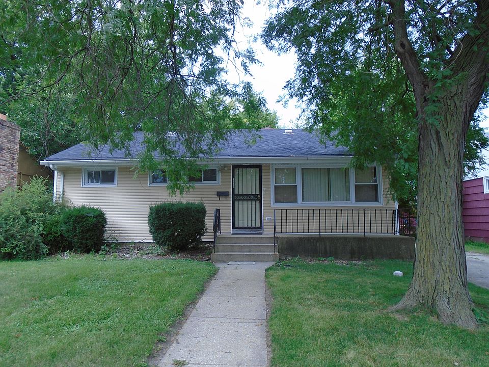 1st image of 15548 Elm St