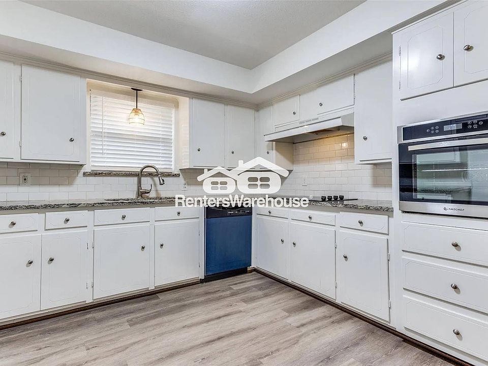 1st image of 1209 Mayfield Ave